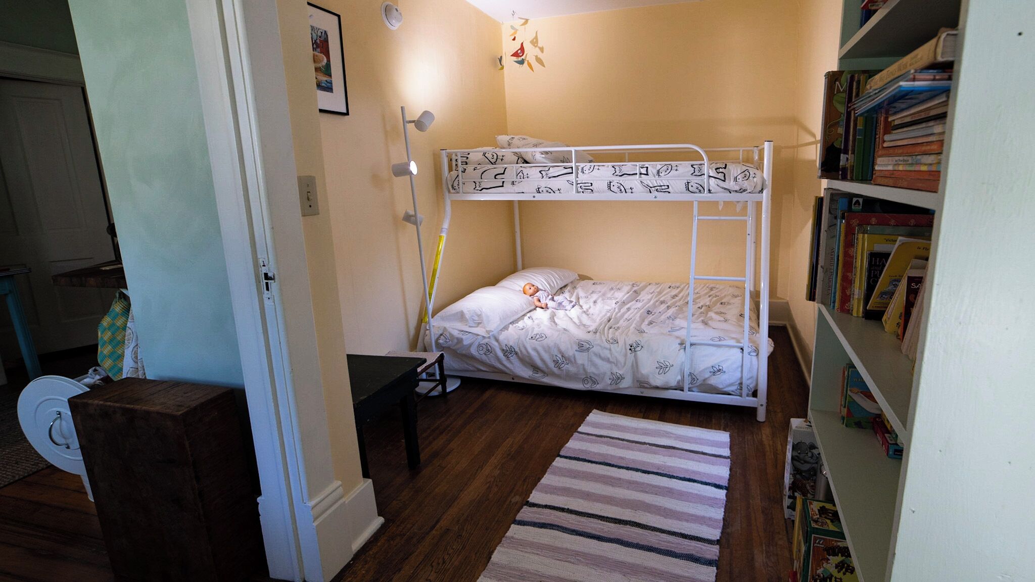 3 chambres, fer et planche à repasser, Wi-Fi, draps fournis