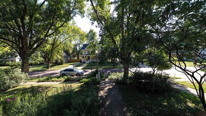 Bohemian 3-bedroom house with private yard in charming neighborhood