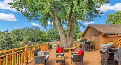 The Wreath House. A resort style property located in Manhattan, Kansas.