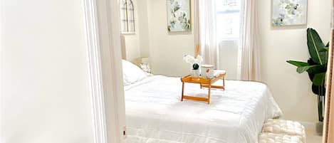 1 bedroom, in-room safe, desk, iron/ironing board