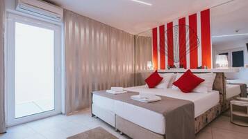 1 bedroom, iron/ironing board, internet, bed sheets