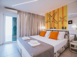 1 dormitorio, tabla de planchar con plancha, wifi y ropa de cama