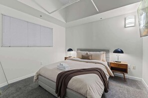 2 chambres, fer et planche à repasser, lit parapluie, Wi-Fi