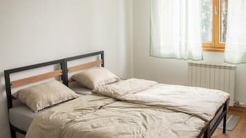 1 Schlafzimmer, Schreibtisch, Bügeleisen/Bügelbrett, kostenloses WLAN