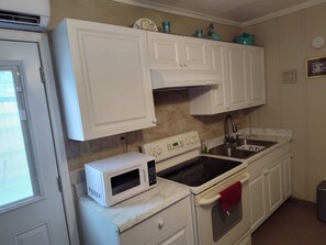 Microwave, oven, stovetop, coffee/tea maker