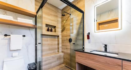 Suites Monterrey by Escajal Suites