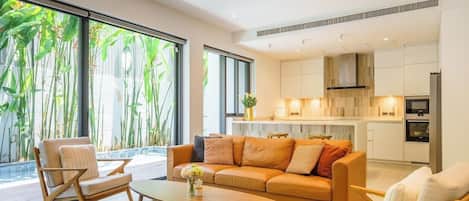 Villa | Living area | TV