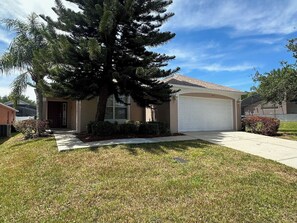 Exterior - Southern Dunes Villa - Private Pool - Many Updates (Haines City)