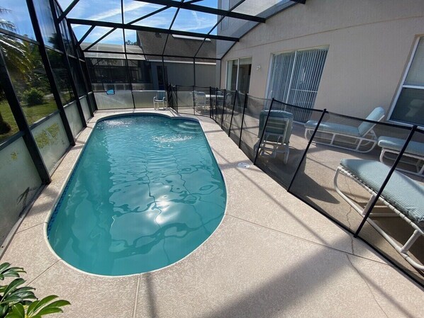 Pool - Plenty of Sunshine, Southern Dunes Pool Home (Haines City)