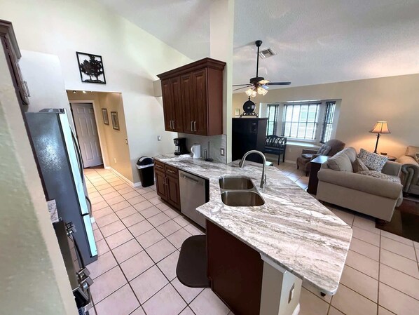 House, Multiple Beds, Pool Access, Pool View | Interior