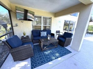 Ferienhaus, Mehrere Betten, Poolzugang, Poolblick | Terrasse/Patio