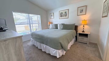 Villa, varias camas, acceso a la piscina, vistas a la piscina | 3 dormitorios, decoración individual, mobiliario individual