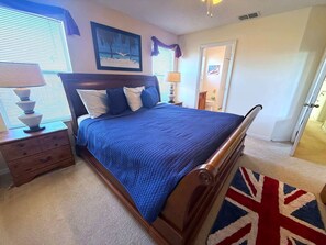 Hus, flere senger, adgang til basseng, bassengutsikt | 3 soverom, individuelt dekorert, individuelt innredet og sengetøy