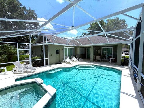 Golf Course Views, Large Pool Deck Villa in Southern Dunes
