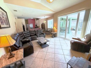 House, Multiple Beds, Pool Access, Pool View | Living area