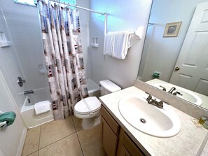 House, Multiple Beds, Pool Access, Pool View | Bathroom | Designer toiletries, towels, toilet paper - 2672hea - Southern Dunes - Villa - Private Pool (Haines City)