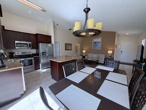 House, Multiple Beds, Kitchen, Pool View | Dining