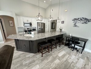 ハウス ベッド (複数台) プールアクセス プールビュー | 内装