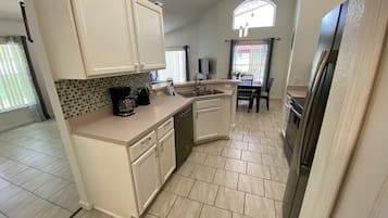 House, Multiple Beds, Pool Access, Pool View | Private kitchen | Coffee/tea maker, electric kettle