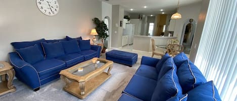 Casa, letti multipli, accesso alla piscina, vista piscina | Area soggiorno