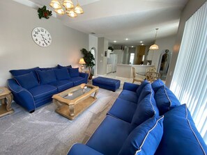 獨棟房屋, 多張床, 可使用泳池, 泳池景觀 | 起居區