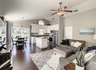 Updated Private Pool Villa - Southern Dunes