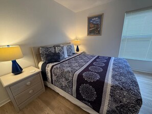 4 bedrooms, individually decorated, individually furnished, bed sheets - Southern Dunes Villa - Private Pool Area (Haines City)