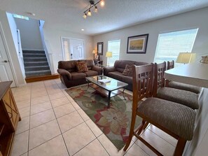 獨棟房屋, 多張床, 可使用泳池 | 起居區