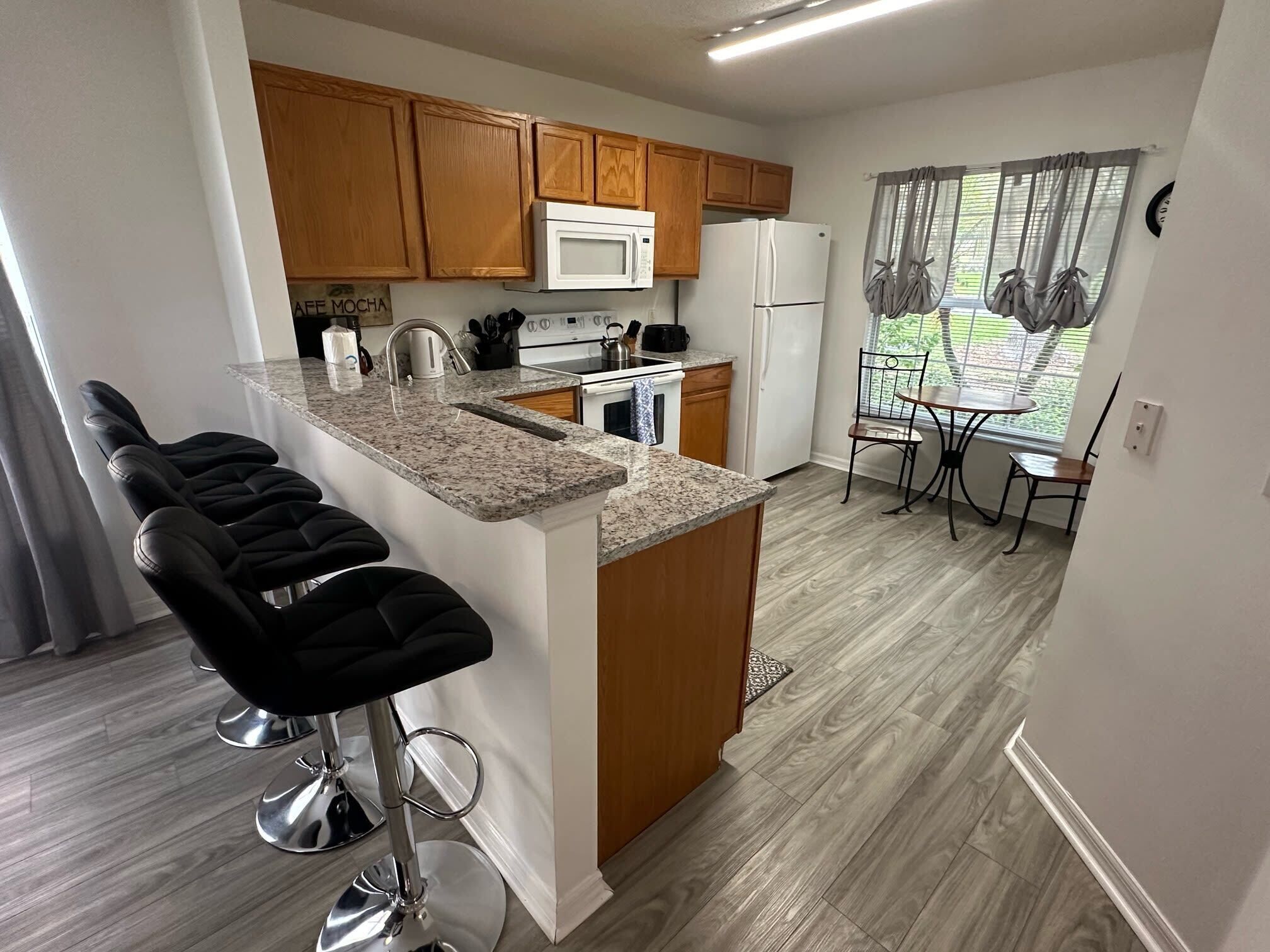 House, Multiple Beds, Pool Access, Pool View | Private kitchen