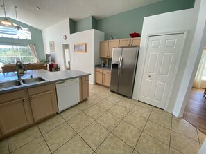 House, Multiple Beds, Pool Access, Golf View | Private kitchen | Coffee/tea maker, electric kettle