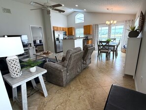 Living area - 1116mcd Lake View in Southern Dunes - Free Pool Heat!! (Haines City)