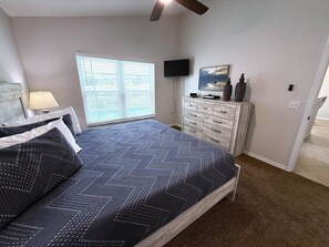 3 bedrooms, individually decorated, individually furnished - 1116mcd Lake View in Southern Dunes - Free Pool Heat!! (Haines City)