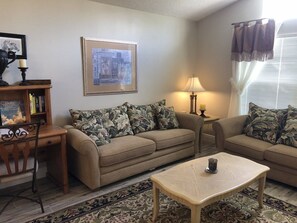 House, Multiple Beds, Patio, Golf View | Living area - Golf Course Views, Southern Dunes Villa (Haines City)