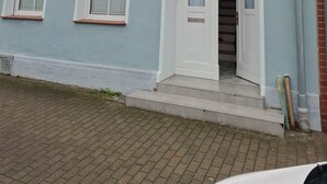 Uklassifisert bilde, 2 av 16, knapp