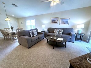 House, Multiple Beds, Pool Access, Pool View | Living area