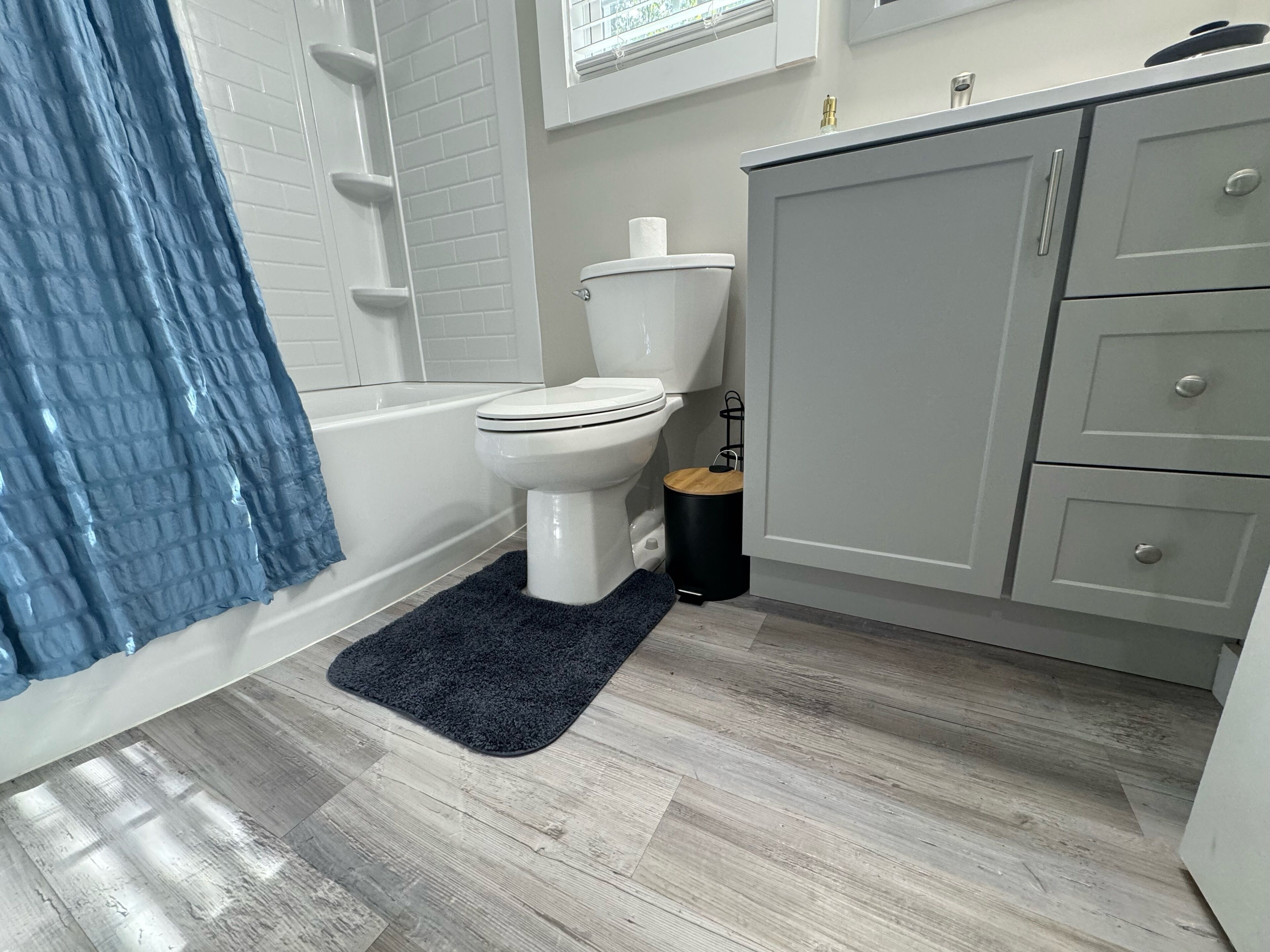 Towels, toilet paper