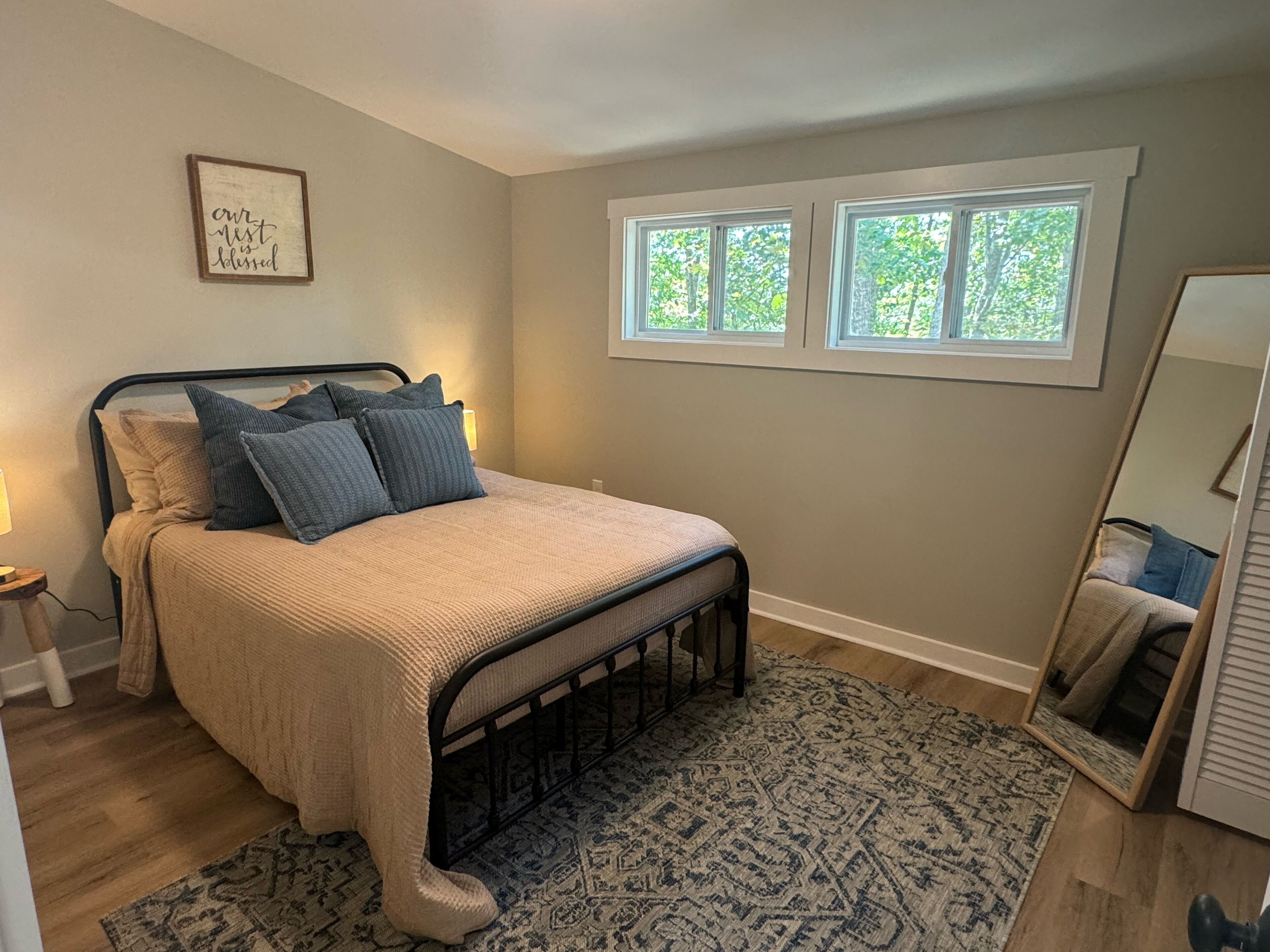 2 bedrooms, WiFi, bed sheets