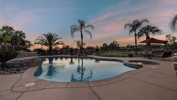 Rumah (5 Bedrooms) | Interior