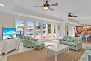 Smart TV - Nautica - Monthly 4 BR home on bay in Islamorada - Upper Matecumbe Key (Islamorada)