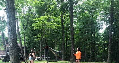 Two furnished cabins open all year, minutes from Patoka Lake, Crawford County