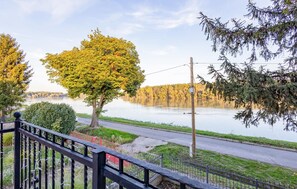 Property grounds - 4 bedroom stunning home in Dalj (Dalj)