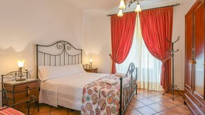 4 slaapkamers, reisbedje, wifi