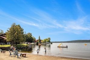 Plage privée, kayak, canoë, pêche sur place