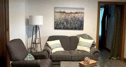 Nature`s Nook by Zia, Hermann