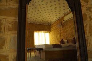 Suite Luxury Tent with Desert View | Living room - Desert Abu Safari   (Jaisalmer)