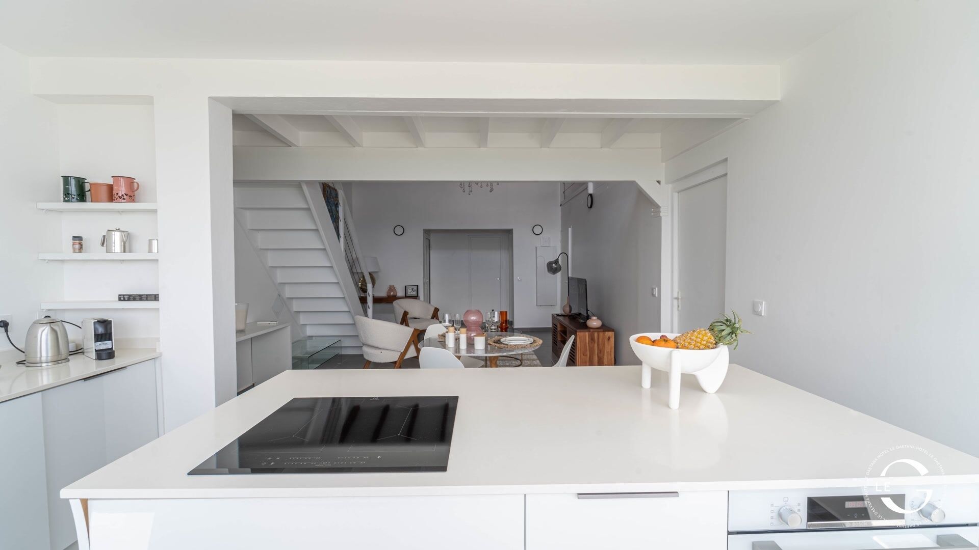 Luxe Tropical | Private kitchen