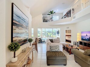 TV - Classic Arcades Heated Pool Home by Beach & Dining (Bonita Springs)