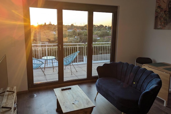Wohnzimmer / Esszimmer / Balkon / Sonnenuntergang