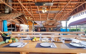 Outdoor dining - Cozy home in Brezane Lekenicke (Brezane Lekenicke)