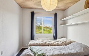 2 bedrooms, free WiFi